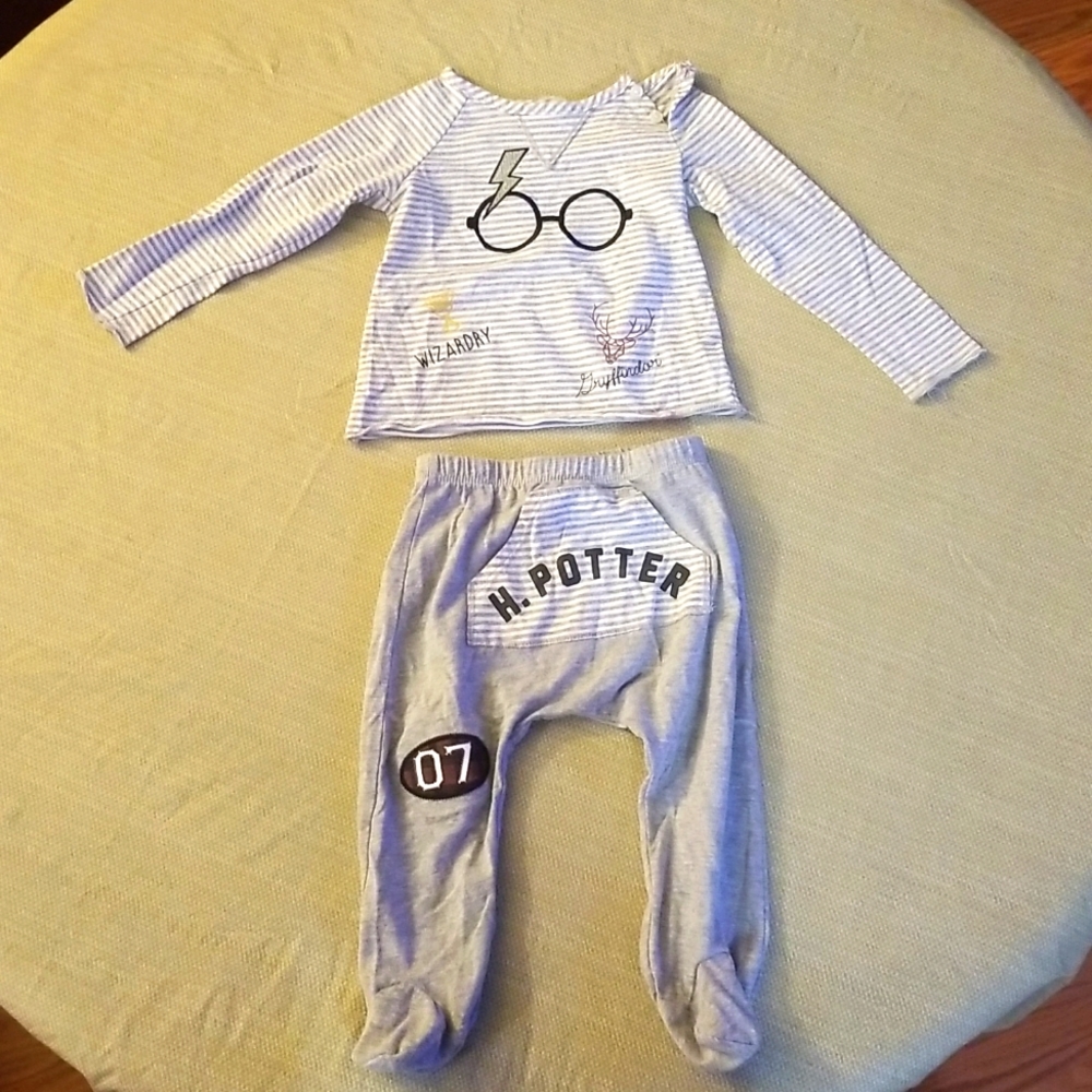 ❣5 for $25 Sale❣ Harry Potter 2-Piece Baby Outfit